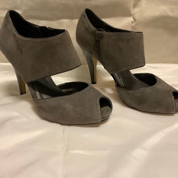 Ann Taylor LOFT, Ladi Open Toe Bootie, Gunmetal Grey, 6.5M - Picture 1 of 7